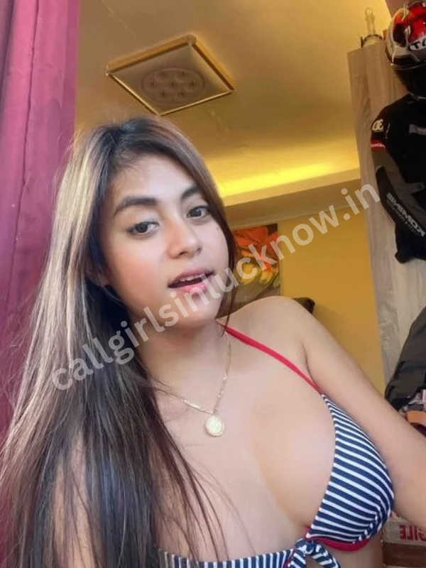 college call girl in Jaipur in bikini